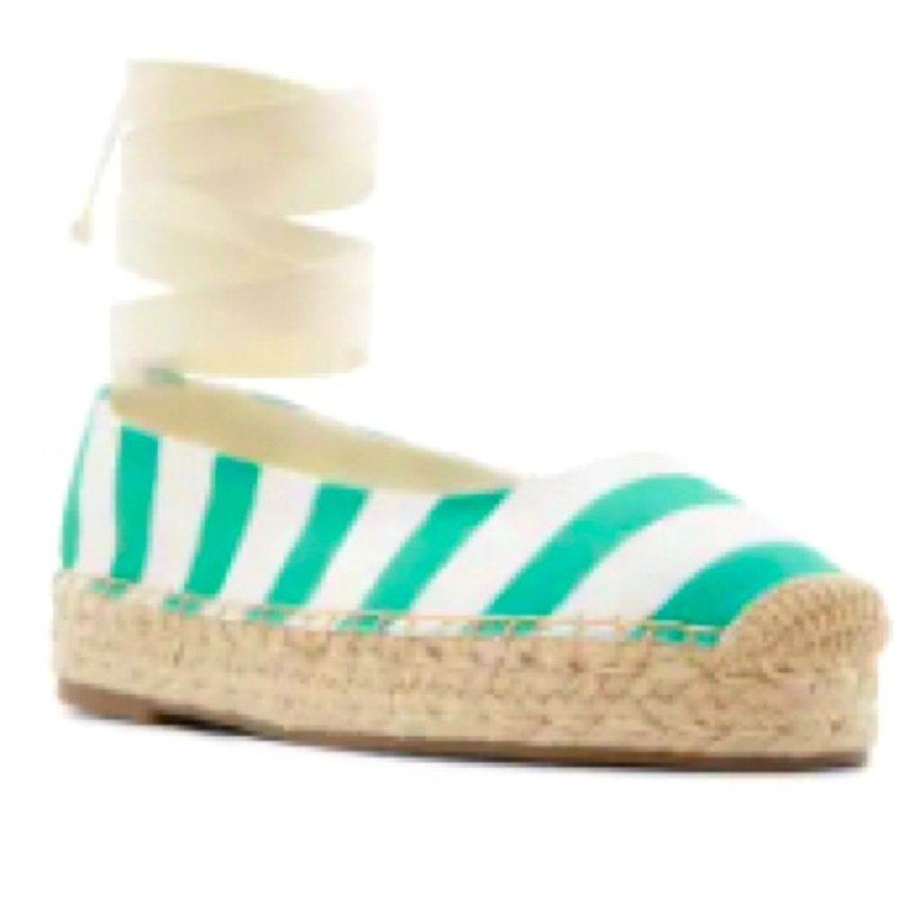 Draper James green and white lace up espadrilles, size 8.5, perfect condition